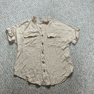Chicos Tan Cuffed Short Sleeve Womens Small 0 Casual Button Down Pockets Light